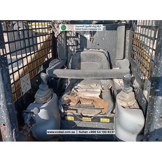 2013 Caterpillar 216B-48745488