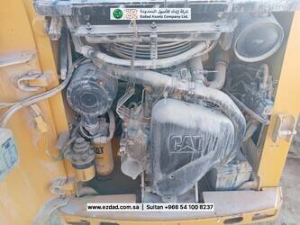 caterpillar-216b-1477246-48745577