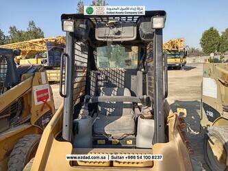 caterpillar-216b-1477246-48745586