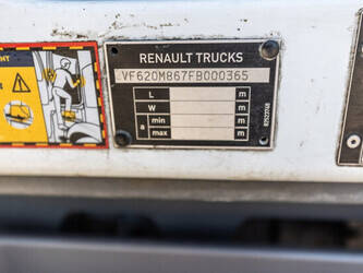 2014-renault-d26-320-6x2-dhollandia-2t-48746561