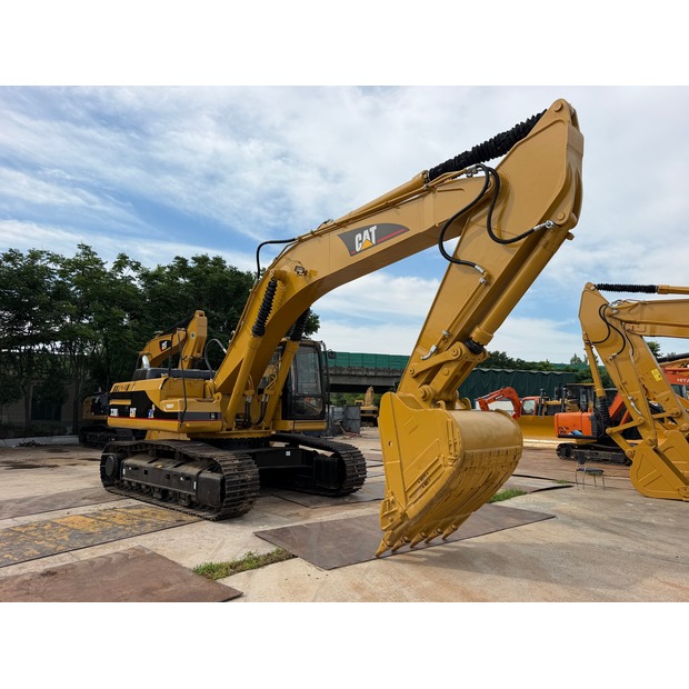 2018 Caterpillar 330BL-48748546