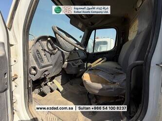 2011-freightliner-business-class-m2-1477395-48751505