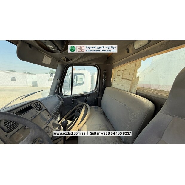 2011 Freightliner Business Class M2-48751518