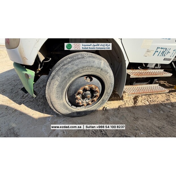 2011 Freightliner Business Class M2-48751529