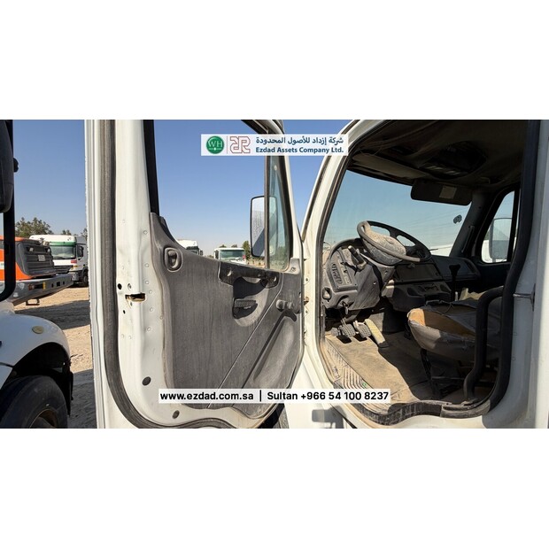 2011 Freightliner Business Class M2-48751537