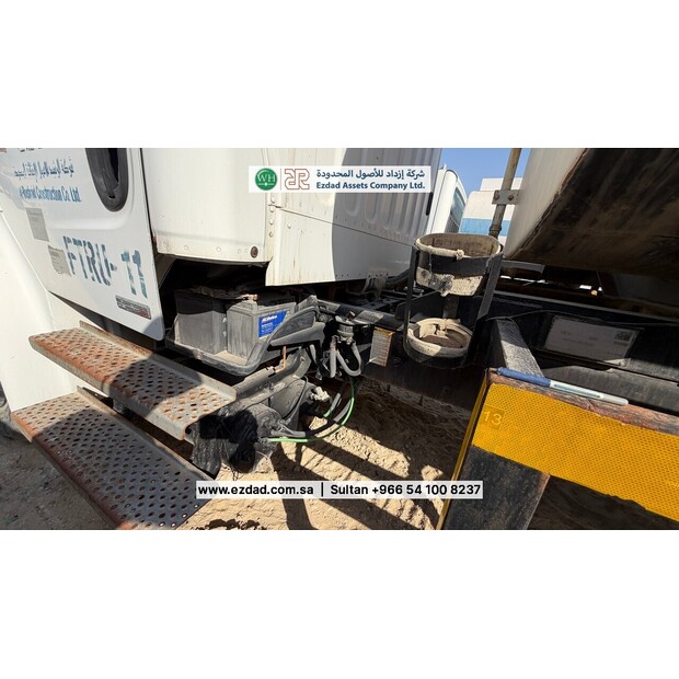 2011 Freightliner Business Class M2-48751543
