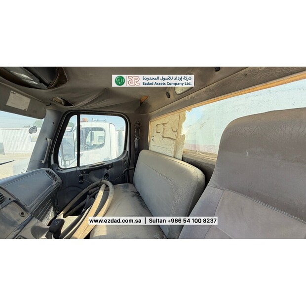 2011 Freightliner Business Class M2-48751548