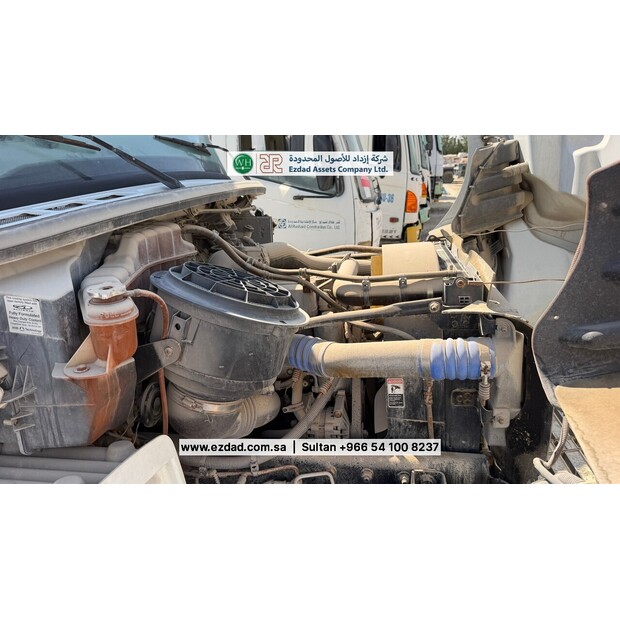 Freightliner Business Class M2-48751574