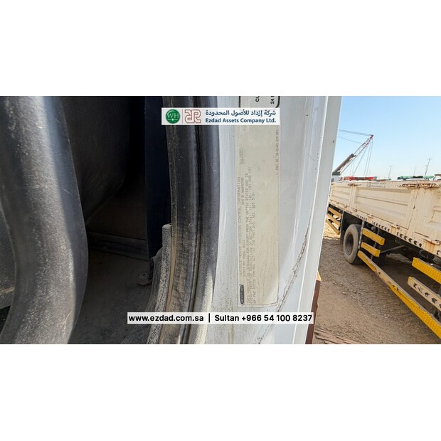 Freightliner Business Class M2-48751581