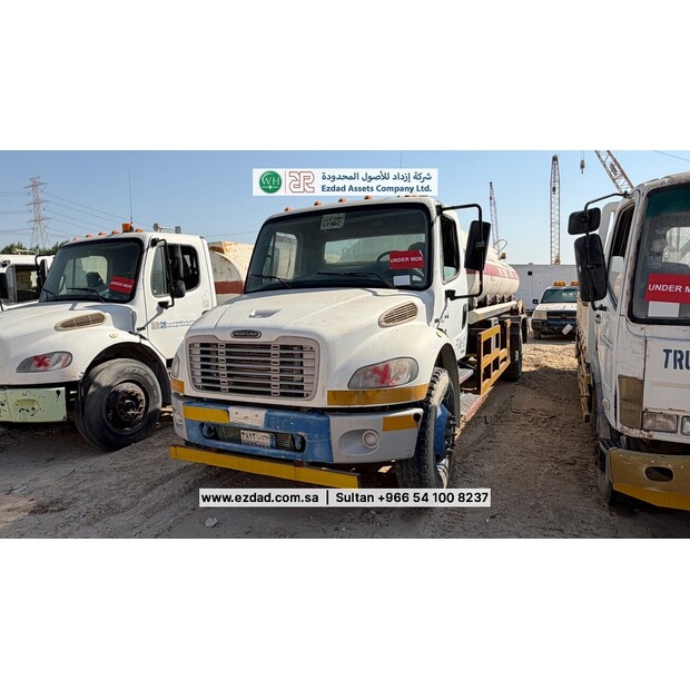 Freightliner Business Class M2-48751583