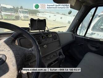freightliner-business-class-m4-48751774