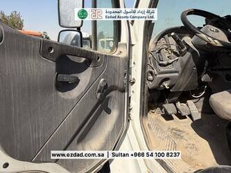 freightliner-business-class-m4-48751793