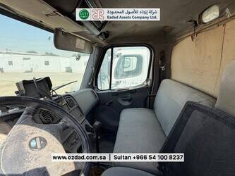 freightliner-business-class-m4-48751801