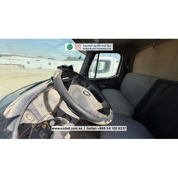 Freightliner Business Class M4-48751814