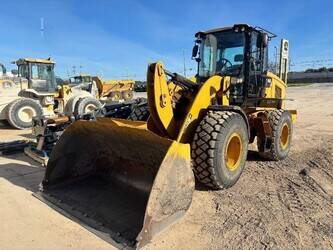 Image de CHARGEUSES SUR PNEUS 2014 Caterpillar 924K