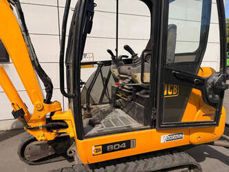 2005-jcb-804-48754254