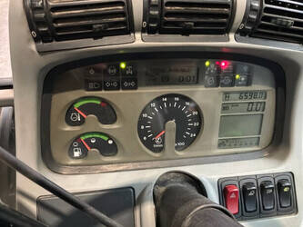2013-deutz-fahr-agrotron-tt420-1477467-48754282