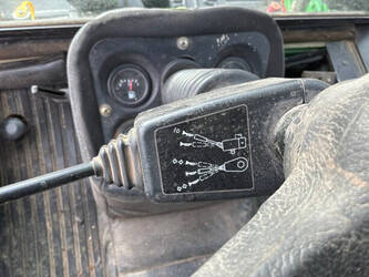 2004-john-deere-1505-48754718