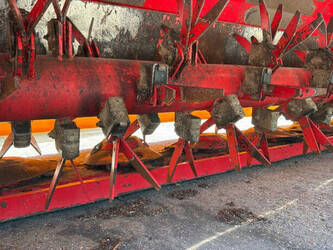 2014-pottinger-novacat-352ed-48754745