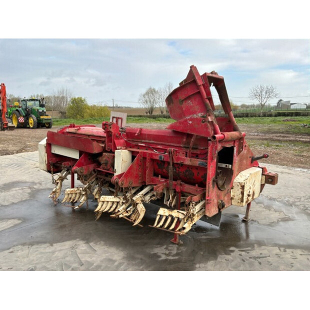 2000 Gilles TR14-48754906