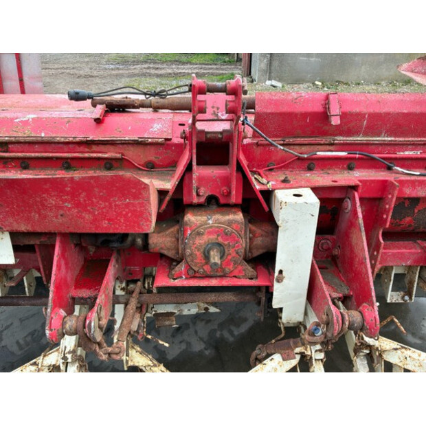 2000 Gilles TR14-48754916