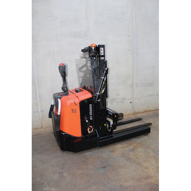 2013 تويوتا SPE 120 XR-48761404