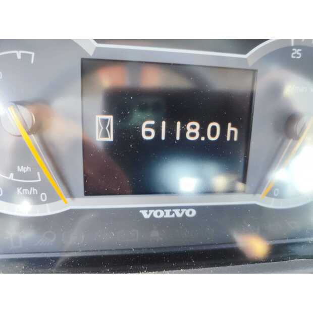2022 Volvo L120H-48761796