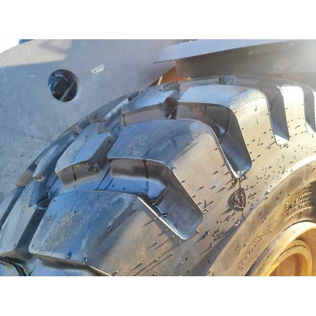2022 Volvo L120H-48761798