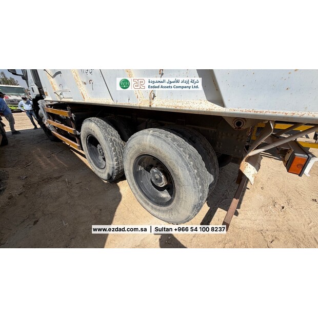 2011 Iveco ADN380 T 42H-48768444