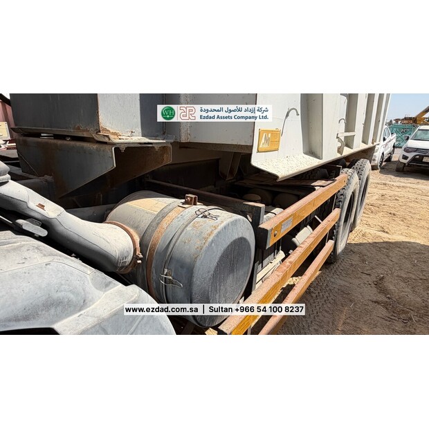 2011 Iveco ADN380 T 42H-48768455