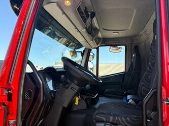 2014-iveco-stralis-1477573-48771033
