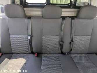 2010-volkswagen-transporter-1477609-48771827
