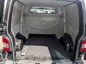 2010-volkswagen-transporter-1477609-48771828