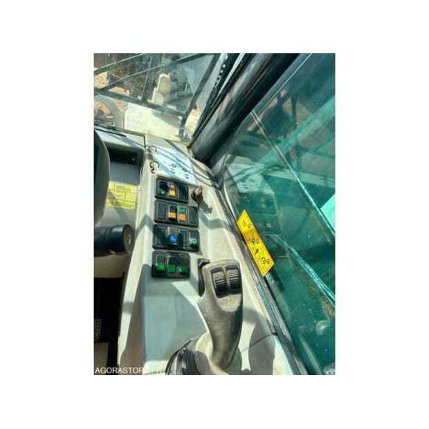 بوبكات T40140-48771896