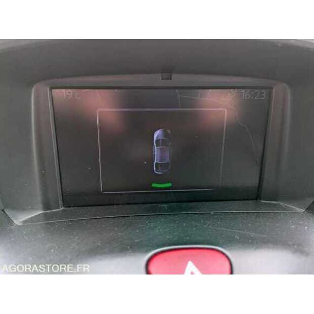 2015 Peugeot Expert-48771950