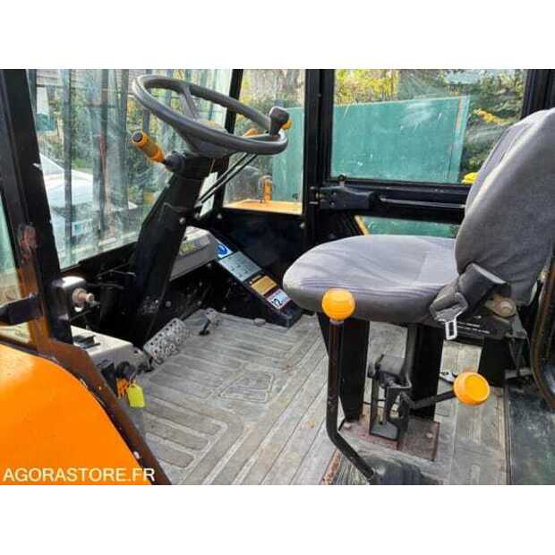 2001 JCB 926-4-48772144