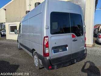 2017-renault-master-1477634-48772176