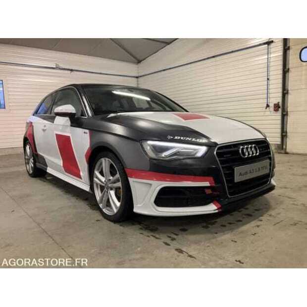Audi A3-48772205
