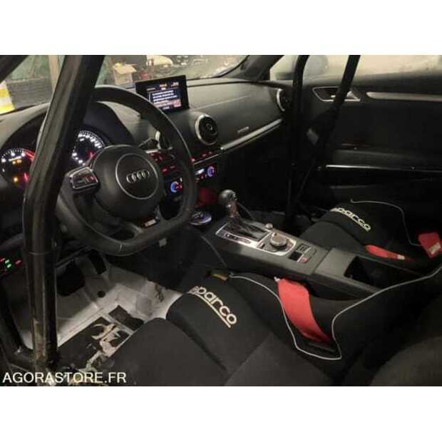 Audi A3-48772216
