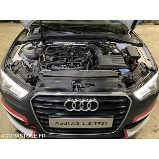 Audi A3-48772218