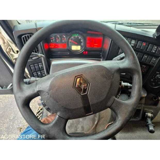 2015 Renault D-48772331