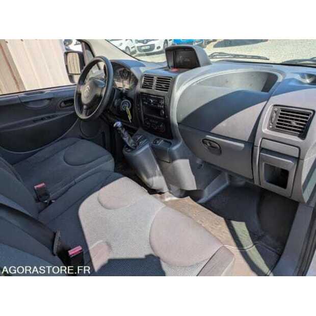 2016 Citroen Jumpy-48772377