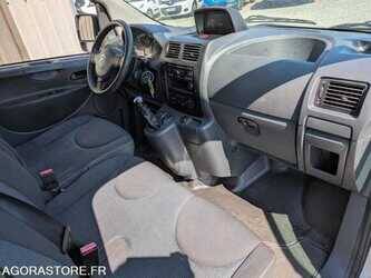 2016-citroen-jumpy-1477653-48772377