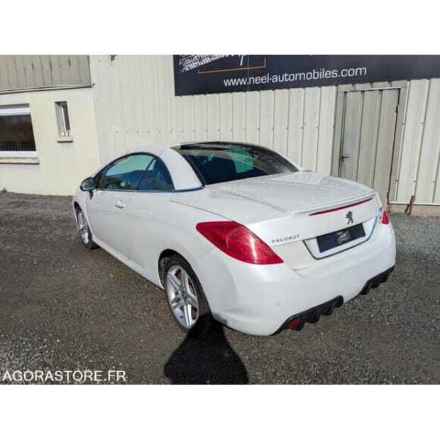 2012 Peugeot 308 CC-48772402
