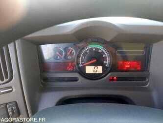 2012-renault-midlum-1477656-48772421