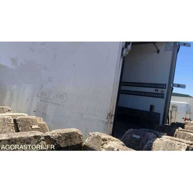Iveco-48772476