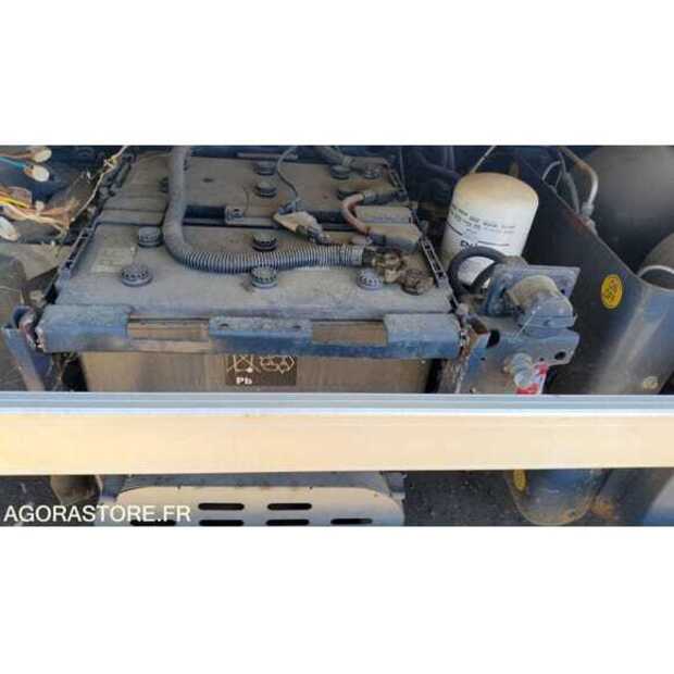 Iveco-48772480