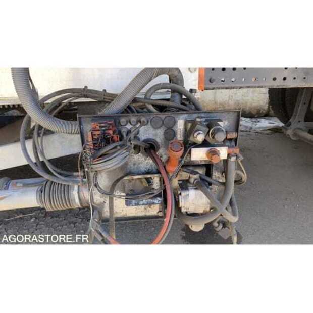 Iveco-48772502