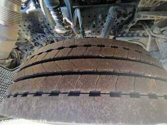 2015-mercedes-benz-antos-1477663-48772516