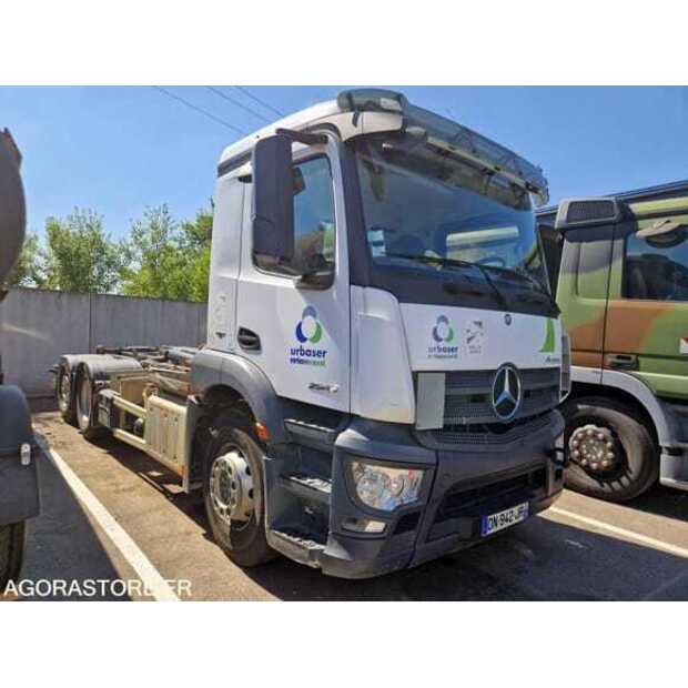 2015 Mercedes-Benz Antos-48772522